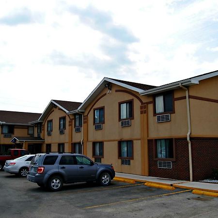 Fair Inn Saint Joseph Exteriör bild